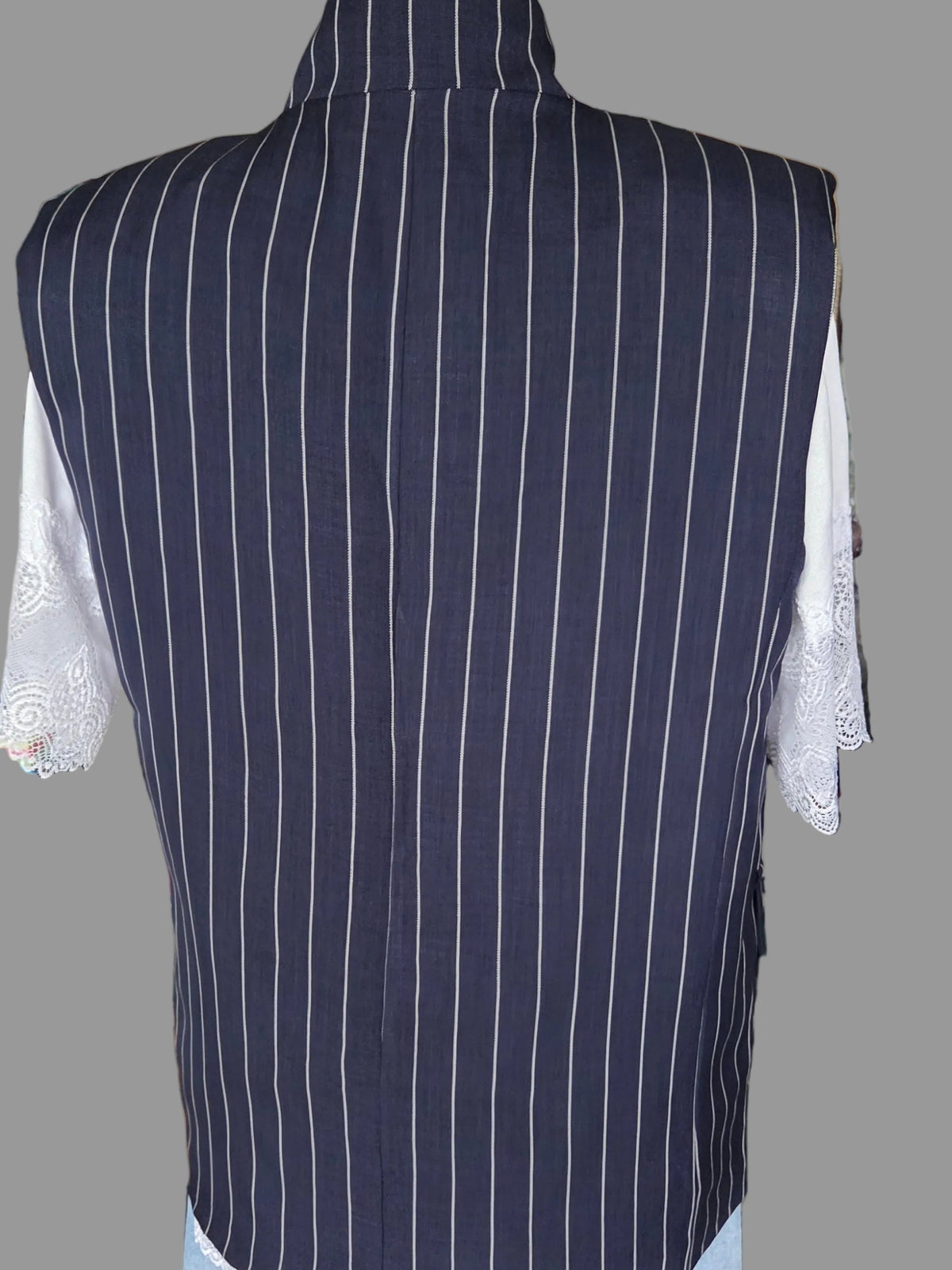 Veste sans manches à rayures